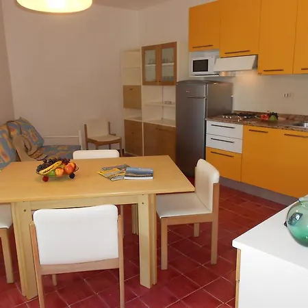 Albatros Apartment *